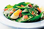 Wilted Spinach Salad with Warm Bacon Dressing