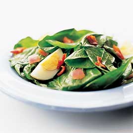 Wilted Spinach Salad with Warm Bacon Dressing
